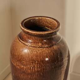 Cadira - Large Chocolate Gloss Ceramic Vase - thumbnail 3