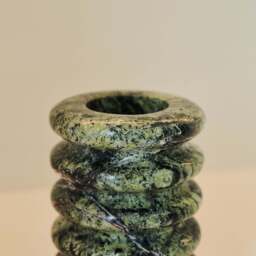 Varella - Green Marble Ribbed Decorative Vase 15cm - thumbnail 3