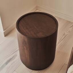 Fairmont - Dark Wood Premium Round Side Table - thumbnail 4