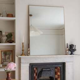 Theo - Gold Rectangular Metal Large Wall Mirror 120cm x 90cm - thumbnail 3