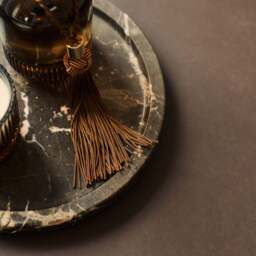 Travara - Dark Emperador Marble Round Decorative Tray - thumbnail 6