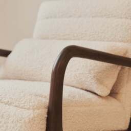 Hudson - Boucle Accent Chair Ivory & Dark Wood - thumbnail 4