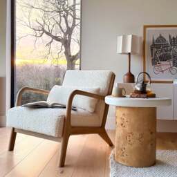 Hudson - Boucle Accent Chair Ivory & Warm Wood - thumbnail 3
