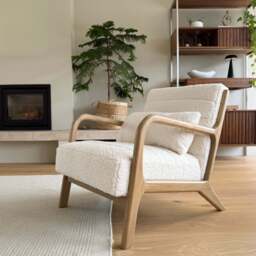 Hudson - Boucle Accent Chair Ivory & Warm Wood - thumbnail 2