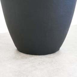 Toledo - Large Black Textured Terracotta Vase - thumbnail 5