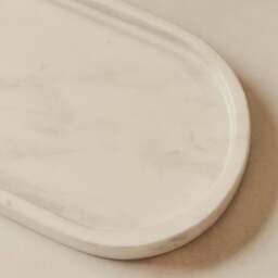 Travara - White Marble Oval Decorative Tray - thumbnail 2