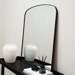 Bowness - Black Contemporary Arched Metal Wall Mirror 90cm x 75cm - thumbnail 3