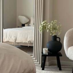 Aurora - Full Length Ribbed Concrete Mirror 180cm x 90cm - thumbnail 2
