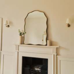 Sabrina - Gold Wavy Arched Metal Overmantle Mirror 100cm x 70cm - thumbnail 4