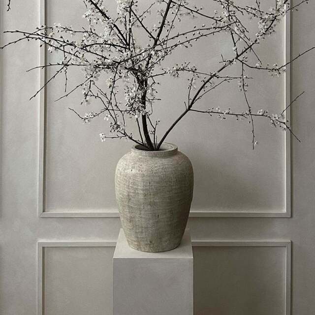 Portera - Large Beige Textured Terracotta Vase - image 1