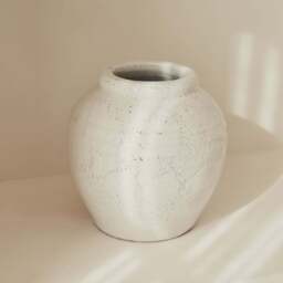 Cyra - Ivory Gloss Ceramic Vase - thumbnail 2