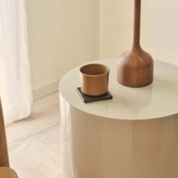 Rivington - High Gloss Ivory Round Side Table - thumbnail 2