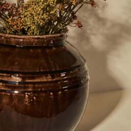 Cyra - Chocolate Gloss Ceramic Vase - thumbnail 4