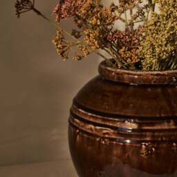 Cyra - Chocolate Gloss Ceramic Vase - thumbnail 6