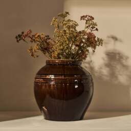 Cyra - Chocolate Gloss Ceramic Vase - thumbnail 2