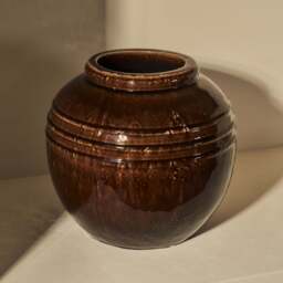Cyra - Large Chocolate Gloss Ceramic Vase - thumbnail 6