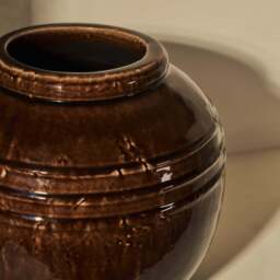 Cyra - Large Chocolate Gloss Ceramic Vase - thumbnail 5