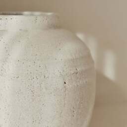 Cyra - Large Ivory Gloss Ceramic Vase - thumbnail 6