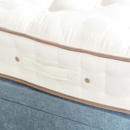Blandford 2000 Pocket Sprung Mattress - thumbnail 5