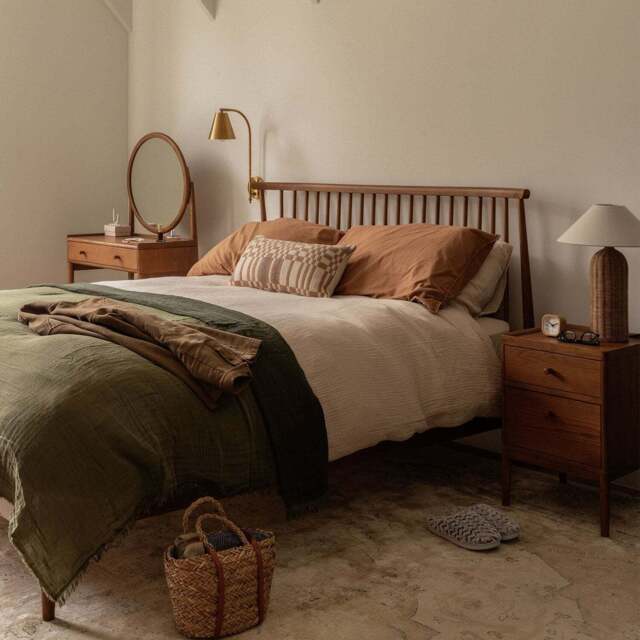 Ercol 3890 Salina Bed Frame - image 1