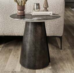 Madjeston Lamp Table - thumbnail 2