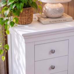 Provence 3 drawer bedside chest in white - thumbnail 5