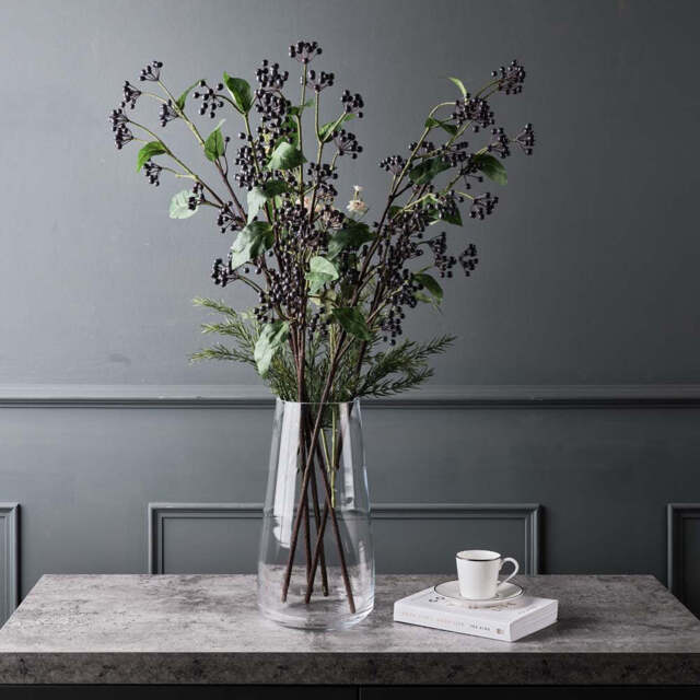 Taps Glass Vase
