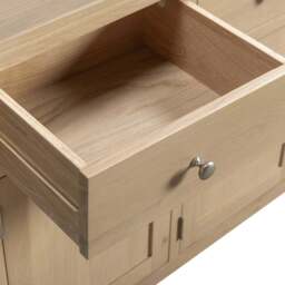 Tetbury 3 Door 3 Drawer Sideboard in Natural Oak - thumbnail 5
