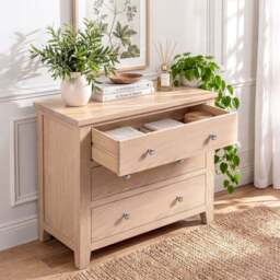 Tavistock 3 drawer chest - thumbnail 3