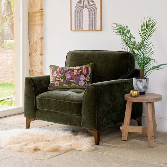 Hartpury Armchair in Green - image 1