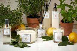 Luxury Single Wick Italian Garden Candle - thumbnail 2