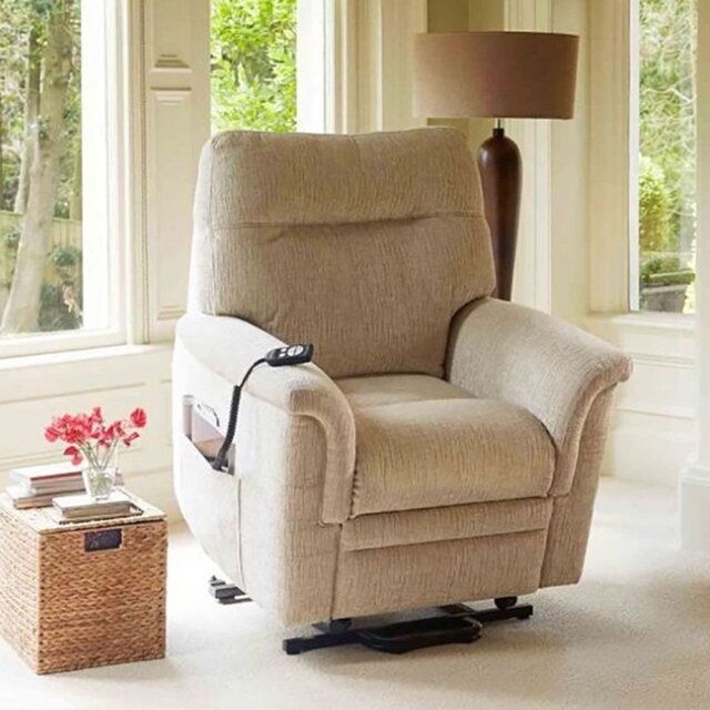 Parker Knoll Hudson Rise & Recliner Chair - image 1
