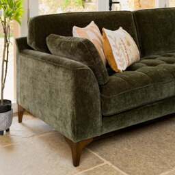 Hartpury 3 Seater Sofa in Green - thumbnail 3