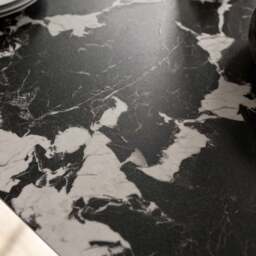 Madjeston Dining Table 200cm - thumbnail 4