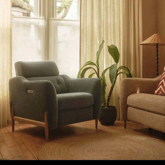 Ercol Bronte Recliner Snuggler - Ercol Universal Collection Fabrics - image 1