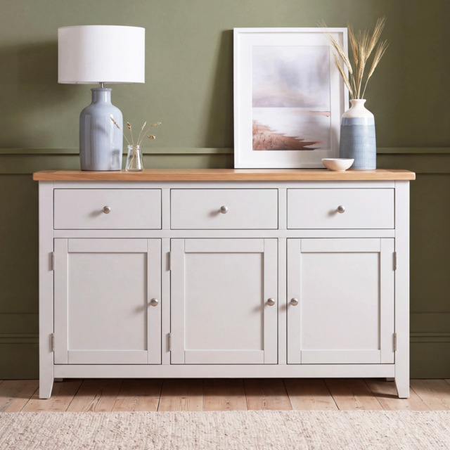 Tetbury 3 Door 3 Drawer Sideboard in Painted / Oak - image 1