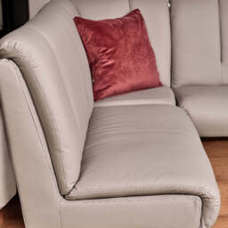 Sonoma Corner Bench in Putty - thumbnail 3