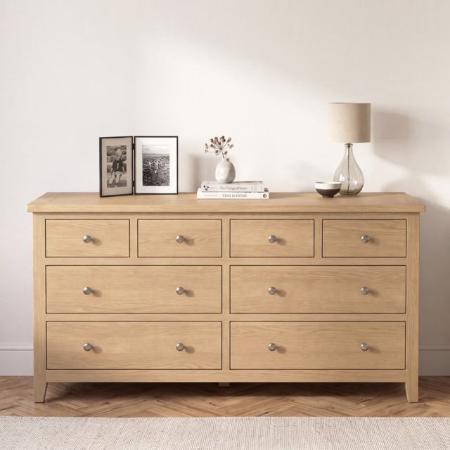 Tetbury 8 Drawer Wide Chest in Natural Oak - image 1