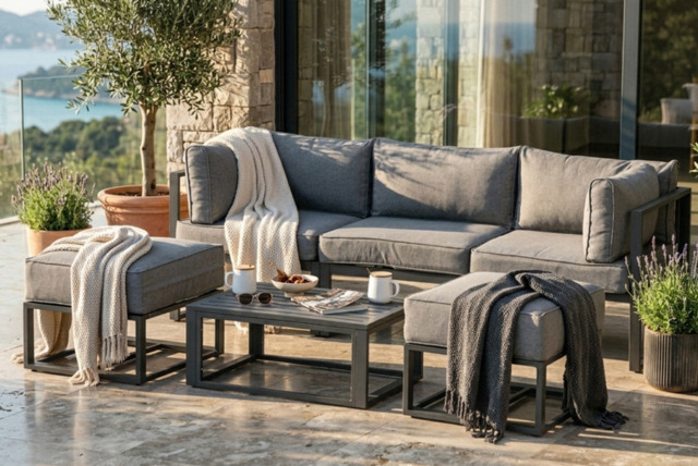 Outsunny 6-Piece Outdoor Sectional Daybed Sofa Set with Coffee Table, Footstool & Cushions - Grey