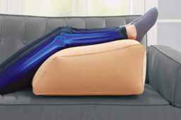 Portable Inflatable Leg Pillow - Lightweight Travel Comfort - thumbnail 7