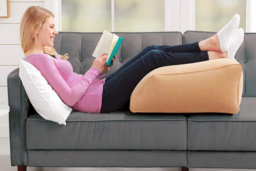 Portable Inflatable Leg Pillow - Lightweight Travel Comfort - thumbnail 2