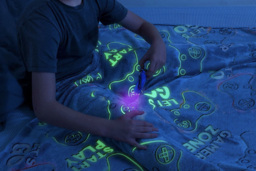 Glow-in-the-Dark Plush Throw Blanket - Soft Fleece, Four Sizes, Grey, Luminous Stars - thumbnail 4