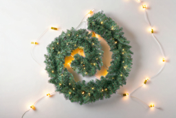 9ft Pre-Lit Green Christmas Garland with 30 Warm White LED Lights - Indoor/Outdoor Festive Decoration - thumbnail 3