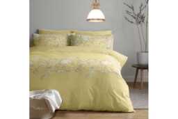 Luxury Polycotton Blossom Border Duvet Set - Soft, Breathable, Machine Washable Classic Bedding in Single, Double, King & Super King Sizes - thumbnail 1