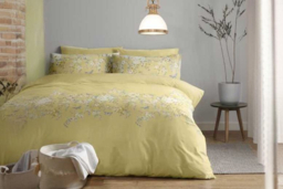 Luxury Polycotton Blossom Border Duvet Set - Soft, Breathable, Machine Washable Classic Bedding in Single, Double, King & Super King Sizes - thumbnail 6