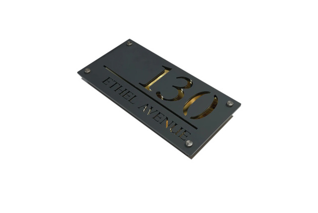 Deluxe Laser Cut Door Plaque - Modern Mirror Finish Custom House Sign (15x29cm, 9 Styles) - image 1