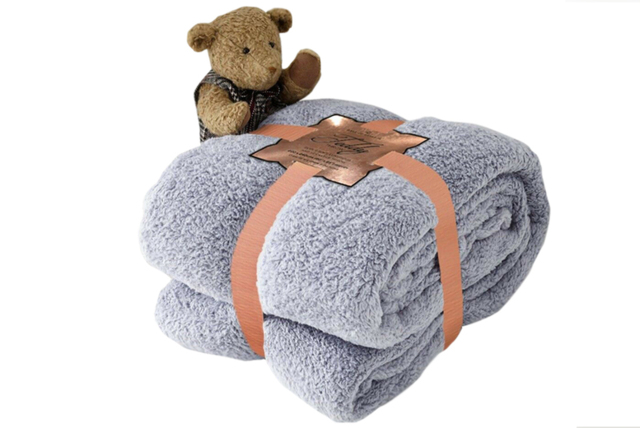 Teddy Bear Fleece Throw Blanket - Ultra-Soft Polyester, Double or King Size, Machine Washable