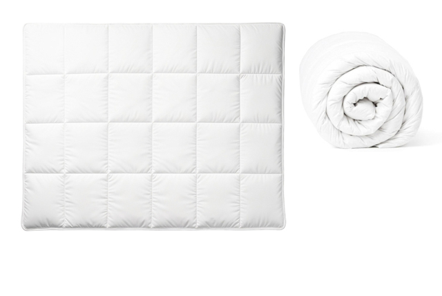 PRICE DROP! Hypoallergenic 4.5 Tog Easy Care Summer Duvet - Lightweight, Breathable, Machine Washable - Single to Super King - image 1