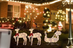 PRICE DROP! LED Christmas Sleigh & Reindeer Light Set - Pre-Lit, Battery-Operated, Indoor/Outdoor Festive Decoration (30cm/32cm) - thumbnail 6