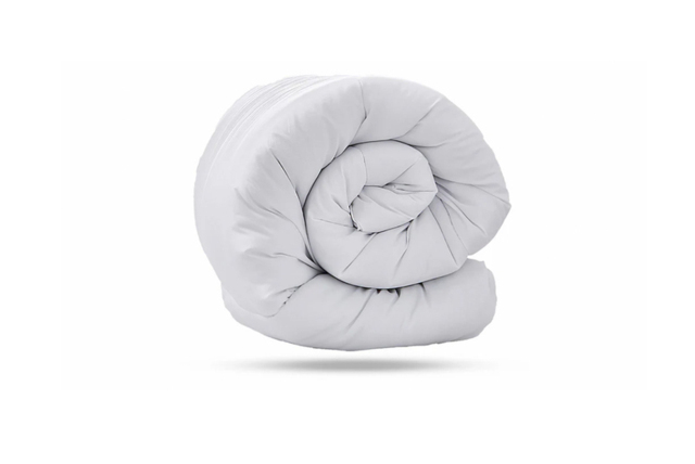 Hypoallergenic Polycotton Duvet - Machine Washable, All Seasons, 4.5-15 Tog, Single to Super King, Anti-Allergy - image 1